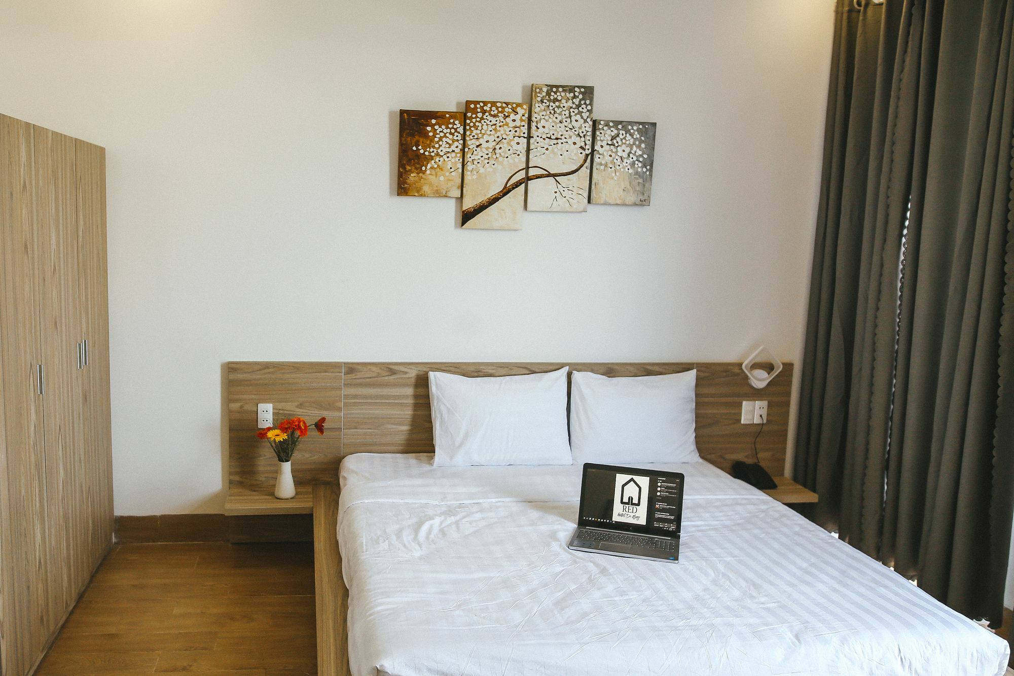 Red Hotel 다낭 외부 사진